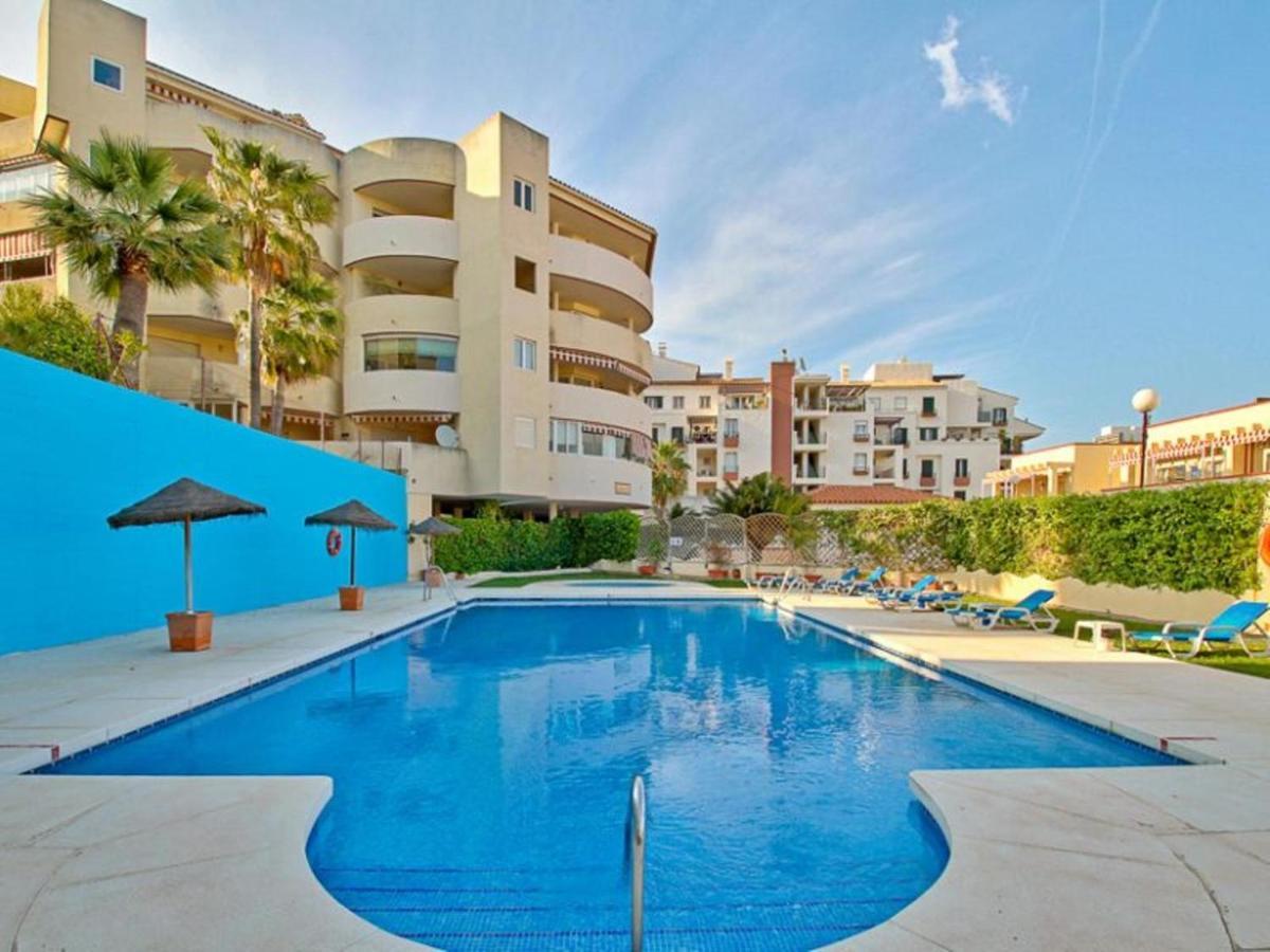 Chic Beachfront Flat With Amazing Sea Views And Private Indoor Parking * Benalmádena